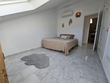 23-79897b85162c6a486c7a4d1eb46924dd