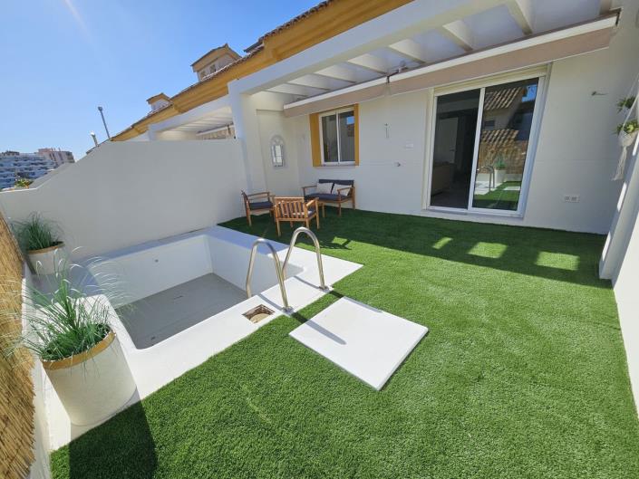 Image No.21-3 Bed Townhouse for sale