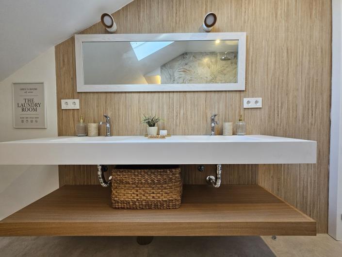 Image No.17-3 Bed Townhouse for sale