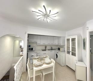 9-467d0cee5b725f3ef65f102a0c2e69c0