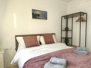 13-5fd73dea700db77384c091ca9818b1a9