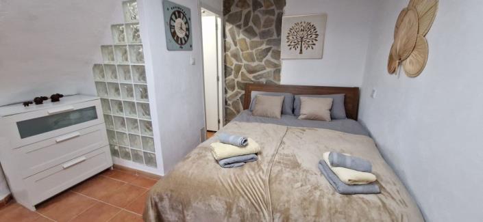 Image No.13-2 Bed Apartment for sale