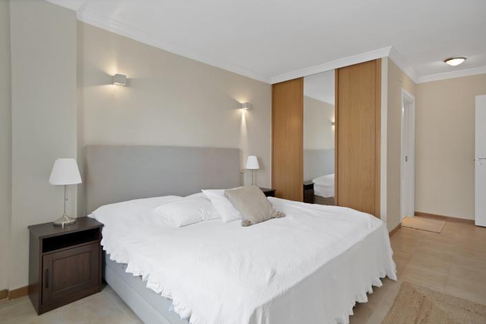 Image No.11-2 Bed Apartment for sale