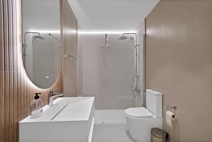 Image No.13-2 Bed Apartment for sale