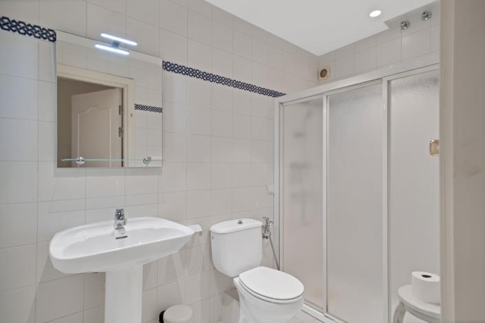 Image No.15-2 Bed Apartment for sale