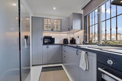 8-e64a9055bba3e77ac8aca3b893cdf826