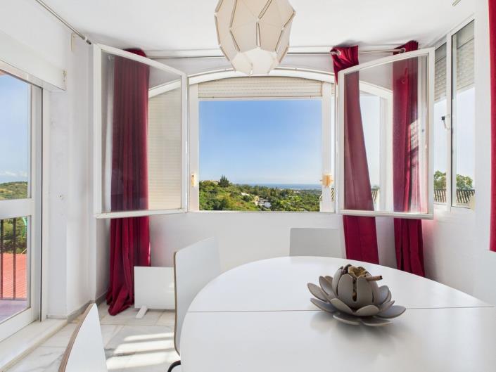 Image No.1-3 Bed Apartment for sale