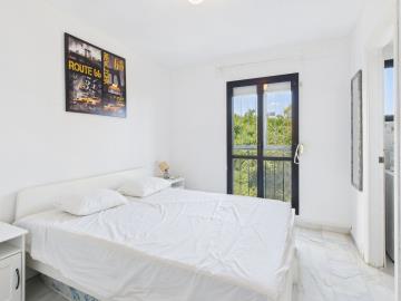 11-20939a0134ad724a8cb2a801094d15a4