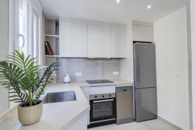 9-467d0cee5b725f3ef65f102a0c2e69c0