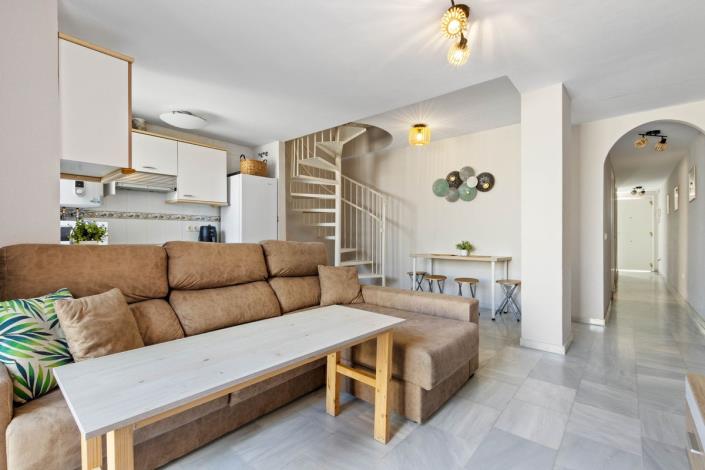 Image No.9-3 Bed Duplex for sale