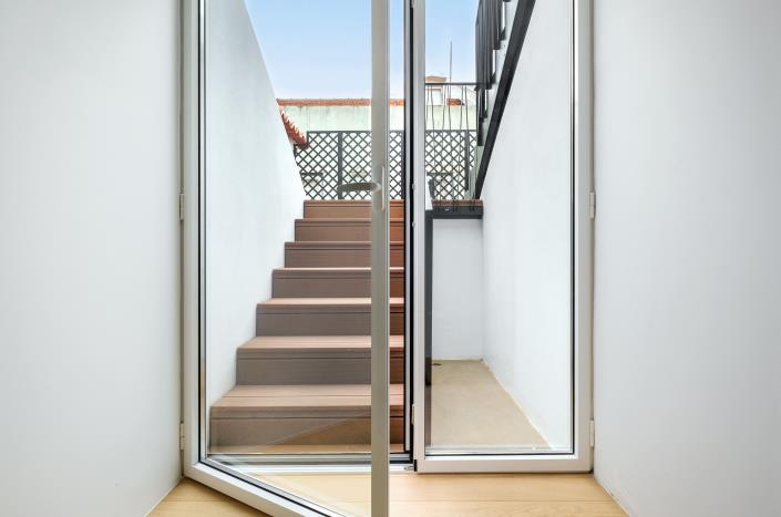 Image No.8-3 Bed Apartment for sale