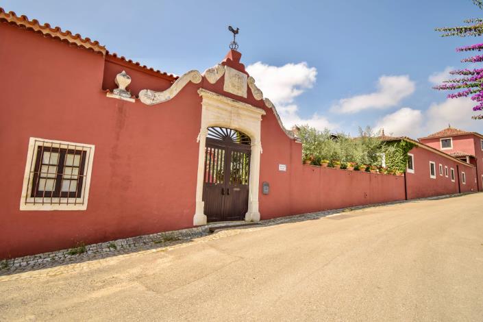 Image No.21-8 Bed Farmhouse for sale