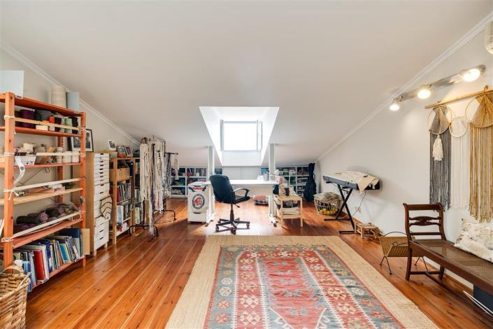 Image No.10-3 Bed Apartment for sale