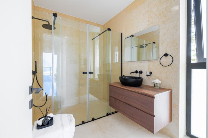 Image No.9-3 Bed Villa for sale