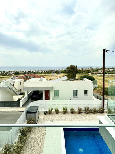 Image No.18-3 Bed Villa for sale