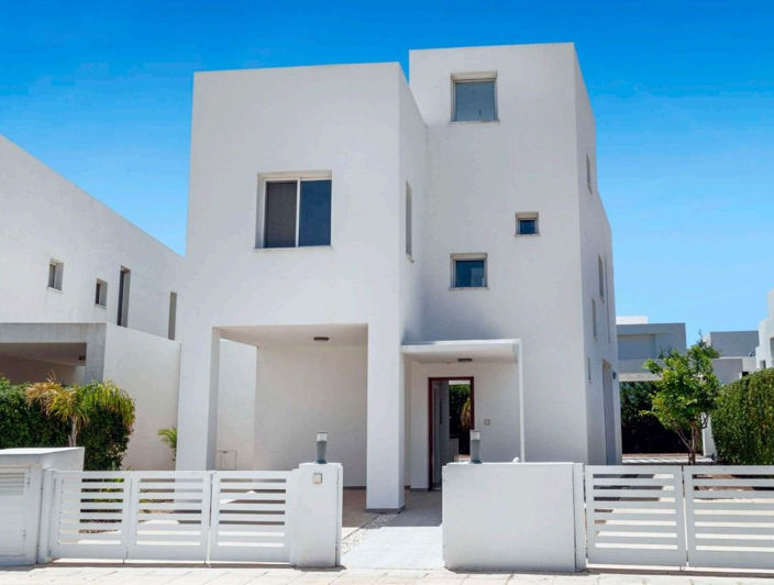 Image No.6-3 Bed Villa for sale