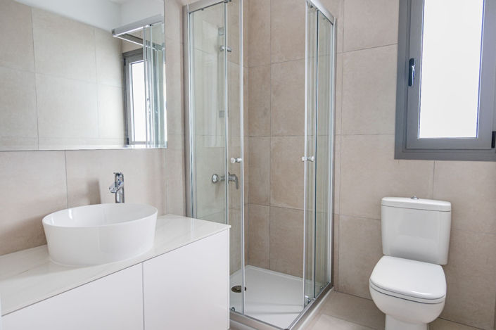 Image No.5-2 Bed Apartment for sale