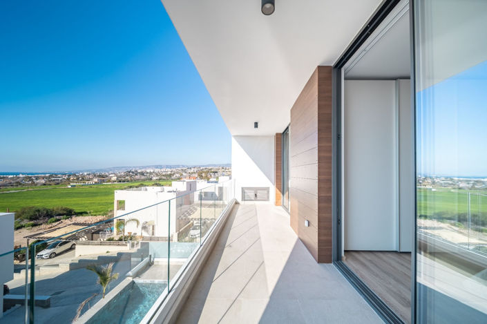 Image No.14-3 Bed Villa for sale