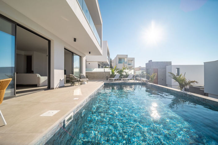 Image No.18-3 Bed Villa for sale