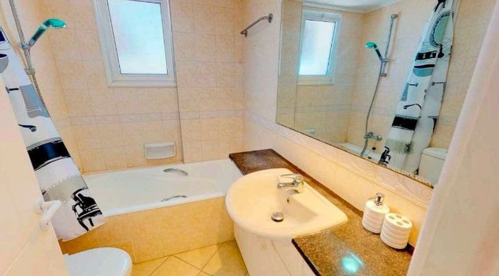 Image No.8-2 Bed Apartment for sale