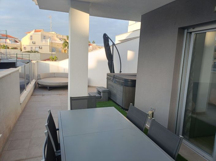 Image No.10-2 Bed Apartment for sale