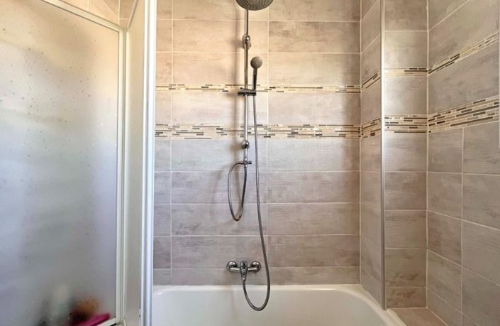 Image No.17-4 Bed Villa for sale