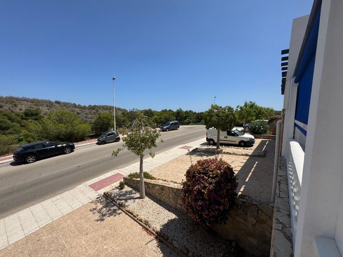 Image No.28-3 Bed Apartment for sale