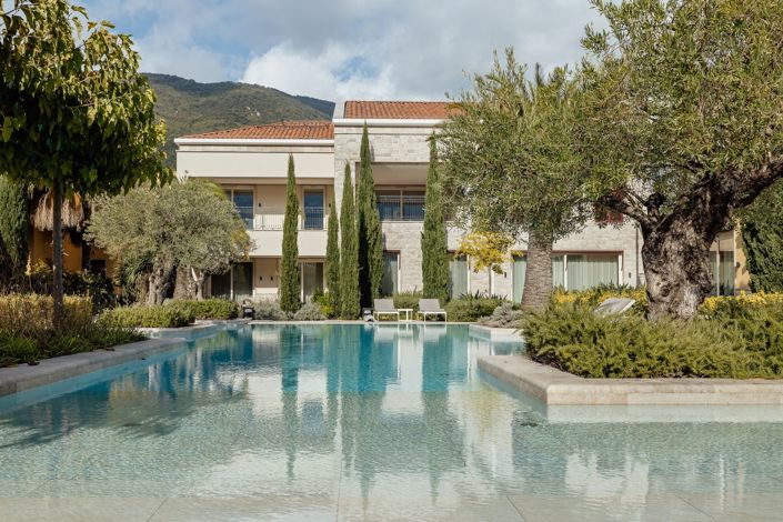 Image No.1-3 Bed Villa for sale