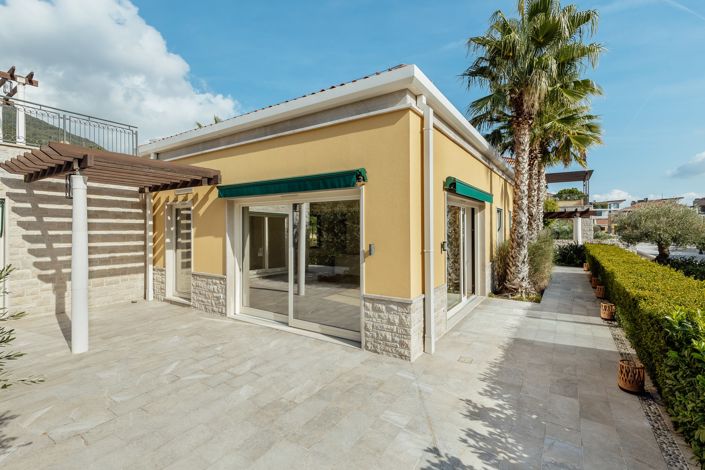 Image No.20-3 Bed Villa for sale