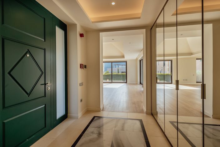 Image No.6-3 Bed Villa for sale