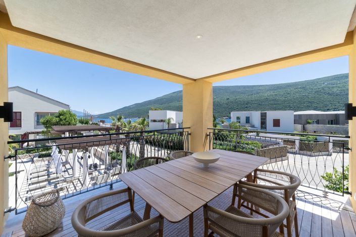 Image No.25-3 Bed Apartment for sale