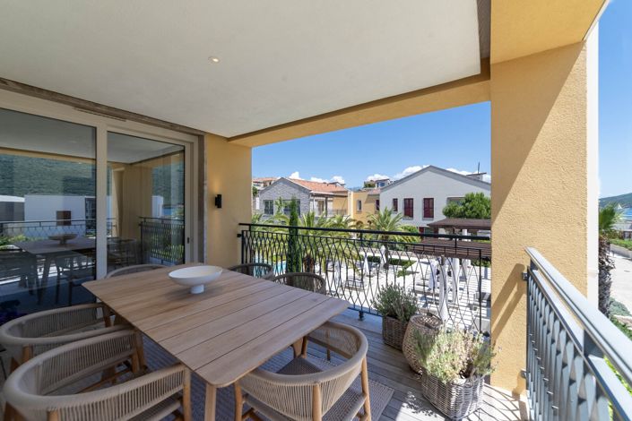 Image No.26-3 Bed Apartment for sale