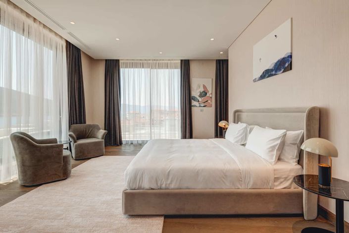 Image No.10-3 Bed Apartment for sale