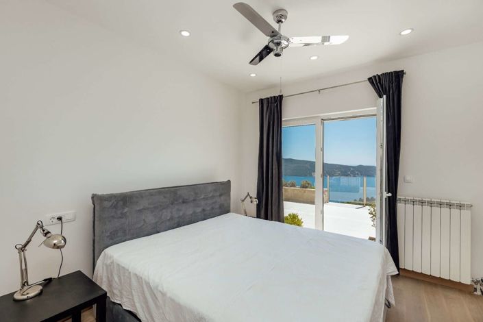 Image No.12-4 Bed Villa for sale