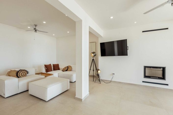 Image No.19-4 Bed Villa for sale