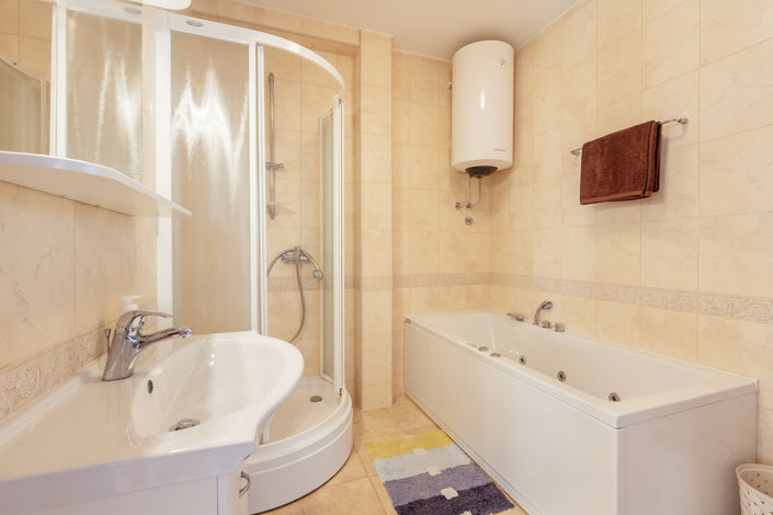 Image No.18-4 Bed Villa for sale