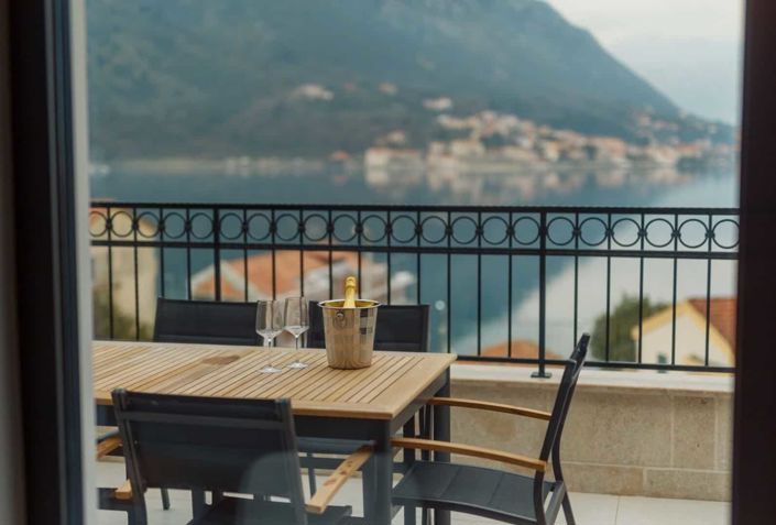 Image No.12-3 Bed Apartment for sale