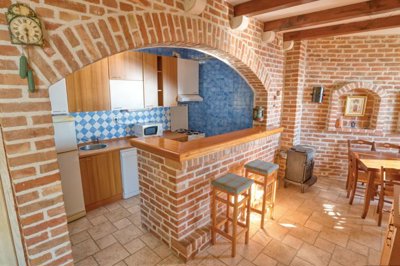 6-katun-rezevici-authentic-stone-villa