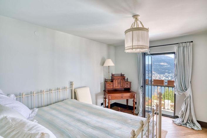 Image No.15-3 Bed House for sale