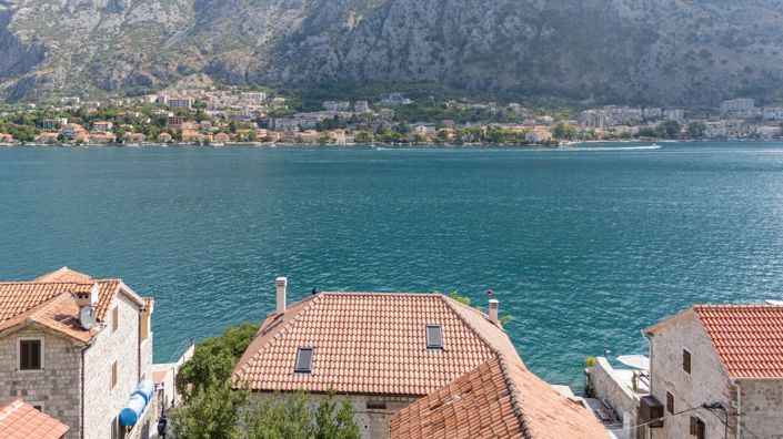 Image No.1-3 Bed Villa for sale