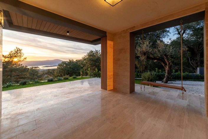 Image No.1-3 Bed Villa for sale