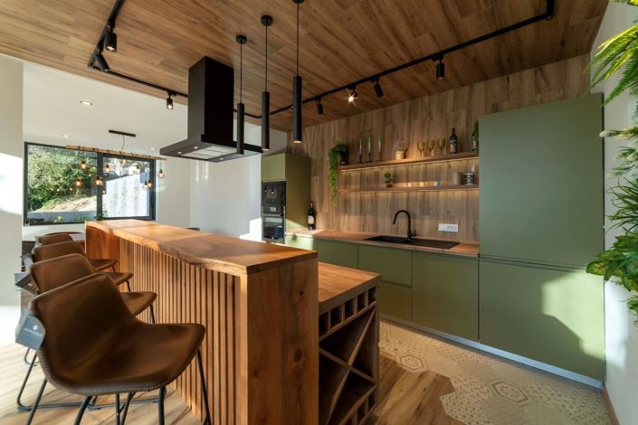 Image No.12-3 Bed Villa for sale