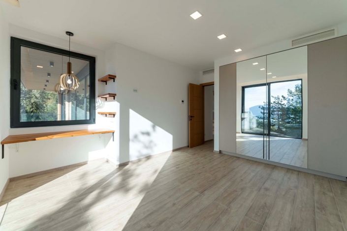 Image No.19-3 Bed Villa for sale