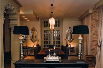 15-an-exquisite-three-story-residential-villa