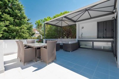 9-bar-utjeha-three-bedroom-house-in-the-immed