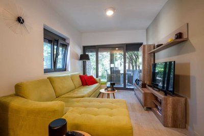 2-bar-utjeha-three-bedroom-house-in-the-immed