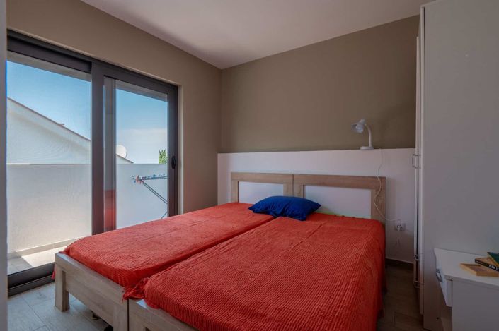 Image No.7-3 Bed House for sale