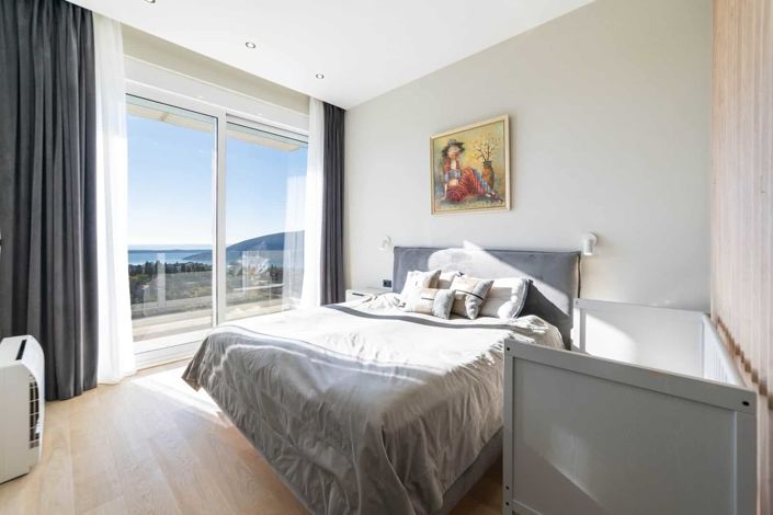 Image No.12-4 Bed Villa for sale