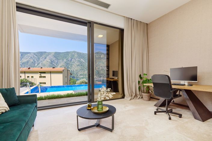 Image No.18-5 Bed Villa for sale