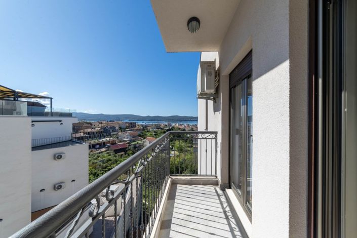 Image No.19-3 Bed Apartment for sale